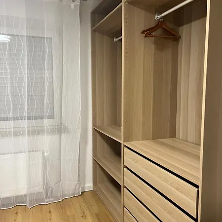 2 Airport Apartment Dusseldorf